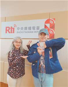 Voice to the World節目主持人介文 專訪 來自花蓮的太魯閣族創作歌手與詞曲創作者 ~ 基姜Kincyang