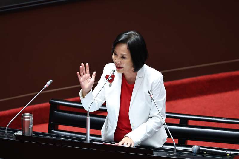 國民黨立法委員柯志恩回應國民黨團討論國防特別條例草案進度時表示，鄭麗文稱立委多數支持3800億元+N方案與她所知訊息有落差。(資料照片/中央社)