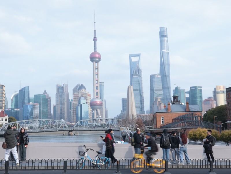 日媒報導，中關係惡化，日本赴中國旅遊人數跌9成。圖為上海景點外灘。 