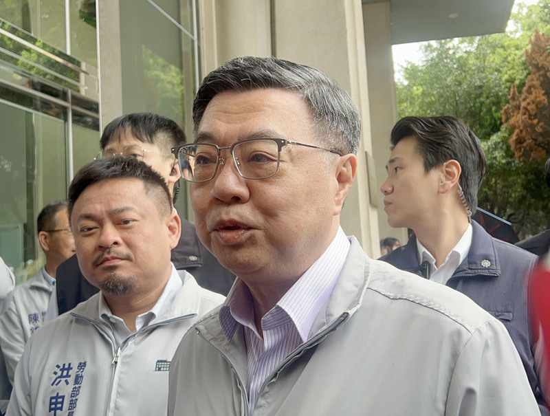 行政院長卓榮泰23日出席「台15線及台4線配合桃園國際機場擴建辦理改線工程」通車典禮。資料照。
