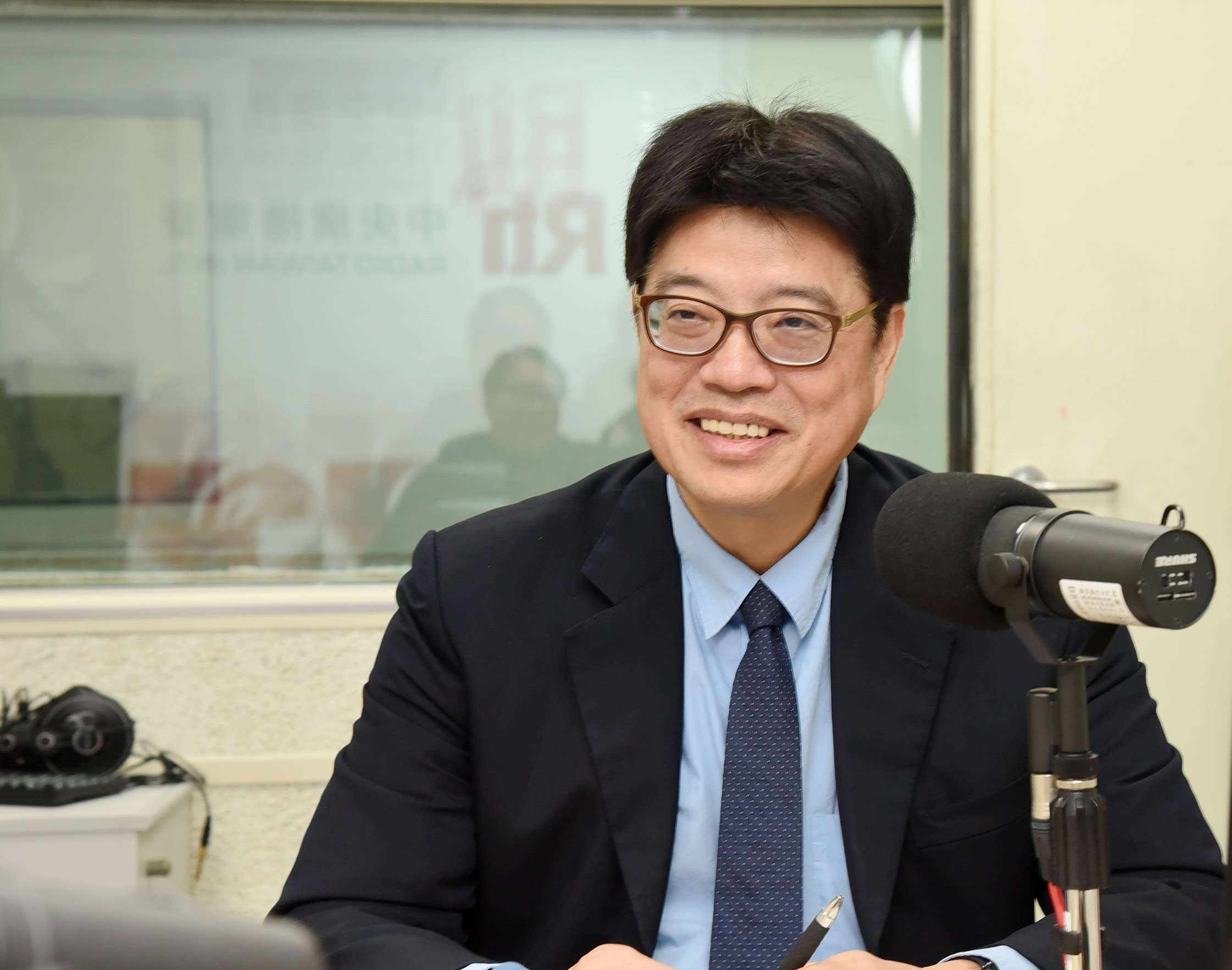 陸委會主委邱垂正接受央廣節目專訪。(資料照/江麗華 攝)