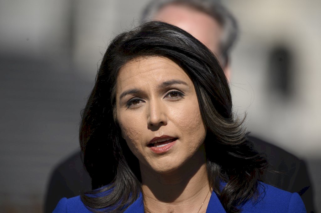 美國國家情報總監加巴德(Tulsi Gabbard)在社群平台X上發布致川普的信函表示，她將辭去國家情報總監職務。