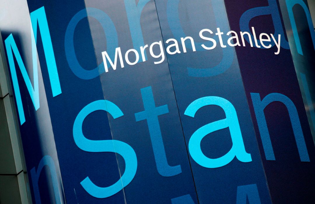 跨國金融服務機構摩根士丹利(Morgan Stanley)傳出對駐香港金融團隊發放專屬iPhone和iPad，防範機敏資料外洩。示意圖(美聯社/達志影像)