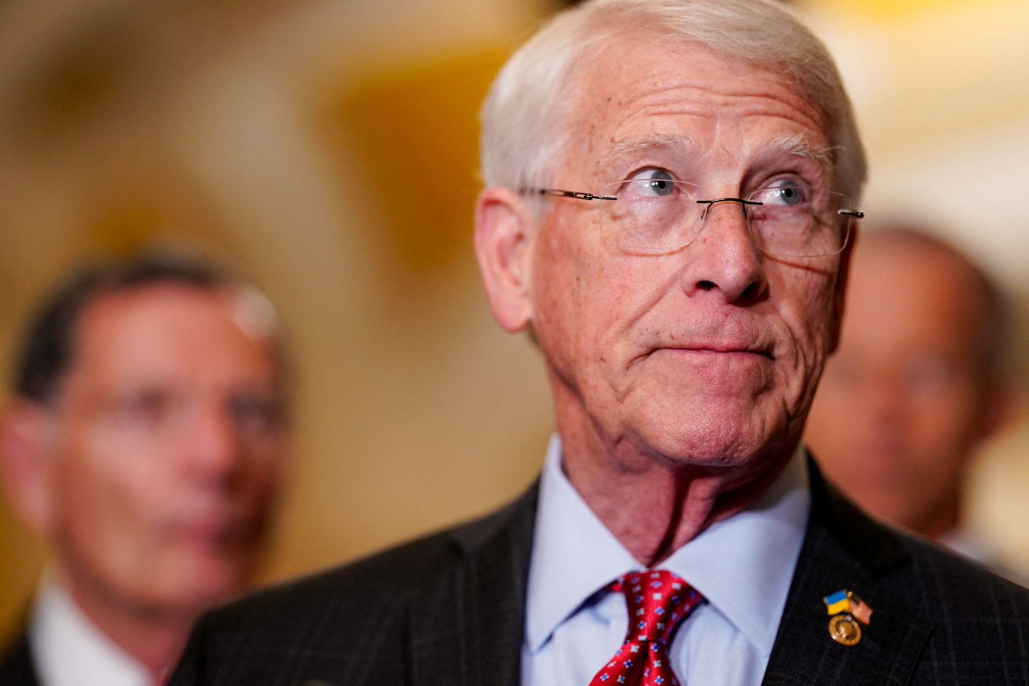 美國聯邦參議員韋克爾（Roger Wicker）。
