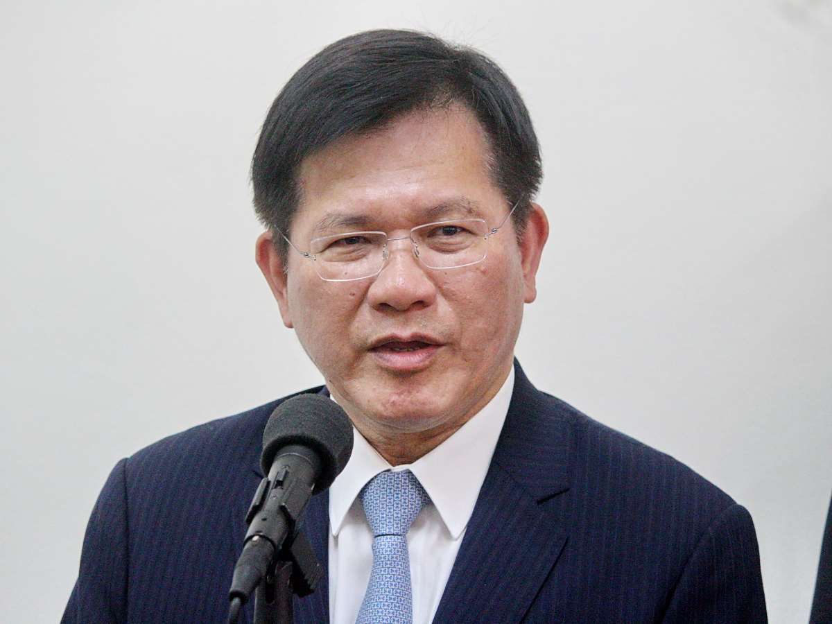外交部長林佳龍25日在立法院受訪表示，在中國已破壞台灣關係法「和平解決爭議」基礎情況下，台、美將共同管理來自中國的脅迫 (央廣記者王照坤 攝)