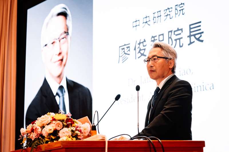 中研院院長廖俊智獲選美國哲學學會院士。資料照。(中研院提供)