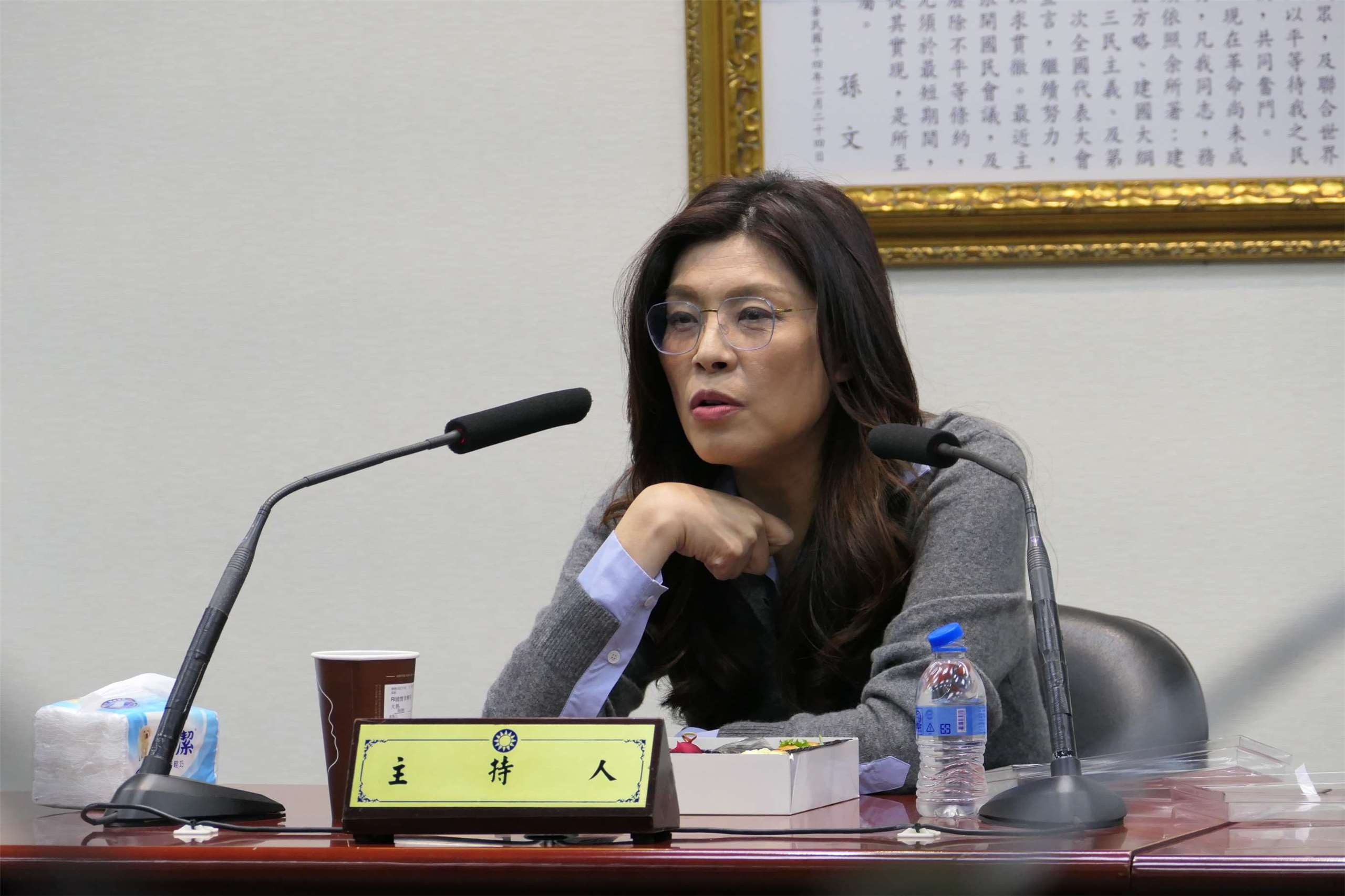 國民黨主席鄭麗文今天(11日)下午與媒體茶敘時表示，她規劃6月初展開為期2週的訪美之旅。(趙婉淳 攝)