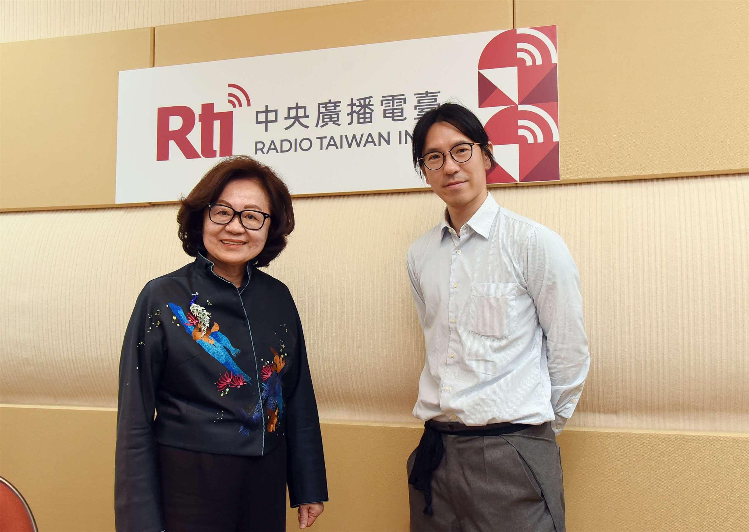 蕭定雄協理接受美麗的台灣節目專訪