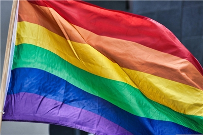 香港最大的年度LGBTQ+嘉年華「一點粉紅」（Pink Dot）主辦單位18日突然宣布，由於無法取得場地，今年的活動無法如期舉行。這已是該活動連續第二年被迫取消。示意圖。(圖:pixabay)