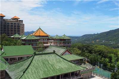 文化大學碩士班入學考試傳有校內一級主管、正教授上榜，引發討論。圖為中國文化大學校景。(維基百科/@CC BY 2.0)