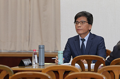 立法院財政委員會11日審查金管會115年度預算案，邀金管會主委彭金隆列席備詢。

