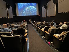 駐紐約辦事處20日與費城智庫外交政策研究所合辦「造山者」放映會，創作團隊出席活動與觀眾交流。
（駐紐約辦事處提供）