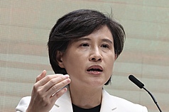 針對美國半導體232關稅進度，行政院副院長鄭麗君28日下午強調，美方尚未公布且沒有時間表，就台灣立場，當然是希望不要太早出來，不過台美已談妥最佳待遇。