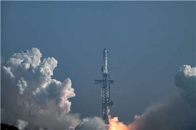 SpaceX發射第12枚星艦(Starship)火箭，展開無人測試飛行。