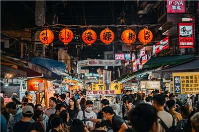 人潮不斷財源滾滾