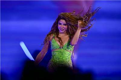 拉丁流行天后夏奇拉(Shakira)在里約免費開唱，吸引大批人潮。