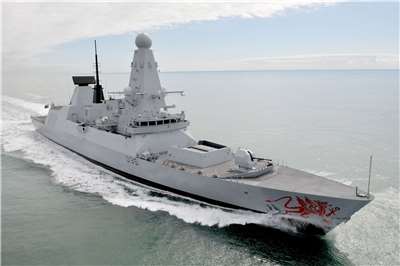 英國防空驅逐艦「龍號」(HMS Dragon)將部署至歐洲，準備參加多國聯合行動，為打開荷莫茲海峽做準備。資料照片(圖:維基百科)