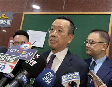 國防部長顧立雄27日赴立法院進行國防特別條例預算案審查。(鄭佑漢 攝)