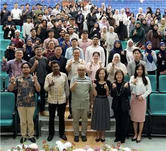 駐馬來西亞台北經濟文化辦事處於4月14日、5月22日在馬來亞大學亞歐學院禮堂與國際伊斯蘭大學舉辦「造山者─世紀的賭注」播映會，讓與會者共同見證台灣半導體產業奮鬥史。(FB/@TaiwaninMalaysia)