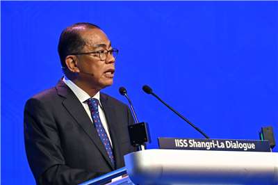 馬來西亞國防部長穆罕默德哈立德(Mohamed Khaled Nordin)31日在新加坡舉行的香格里拉對話(Shangri-La Dialogue)上發表演說。