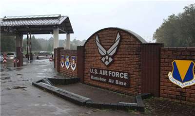 美國國防部日前宣布減少約5000名派駐德國美軍，圖為美軍在德國的蘭斯坦空軍基地(Ramstein Air Base)。 (檔案照)