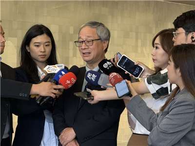 林志玲任文策院董事惹議，文化部長李遠15日受訪表示，希望借重林志玲國際經驗推動台灣影視走向世界。(江昭倫 攝)