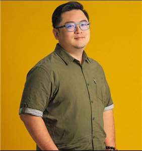 陳柏燊玩艸植造創辦人暨執行長