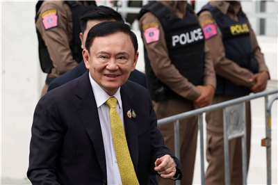 入獄服刑的泰國前總理戴克辛(Thaksin Shinawatra)獲得假釋，引起外界質疑。資料照。