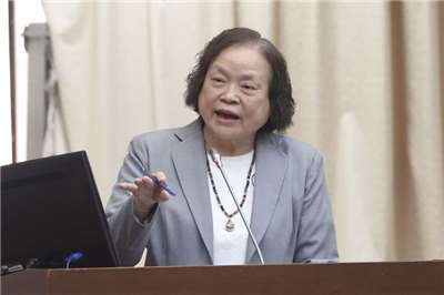 主計長陳淑姿表示，六大社福政策調整將在7月1日上路，所謂參加國民年金家庭主婦每月發放5,000的政策便是其中一環，也就是國民年金每人從每月可領4,049元提高至5,000元，增幅約23.5%。資料照。