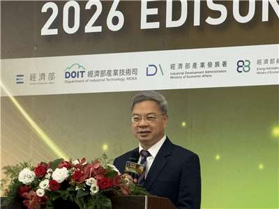 經濟部長龔明鑫指出，台灣今年拿下16座愛迪生獎(Edison Awards)，且已破除只會研發、缺乏實用的既定印象。(謝佳興 攝)