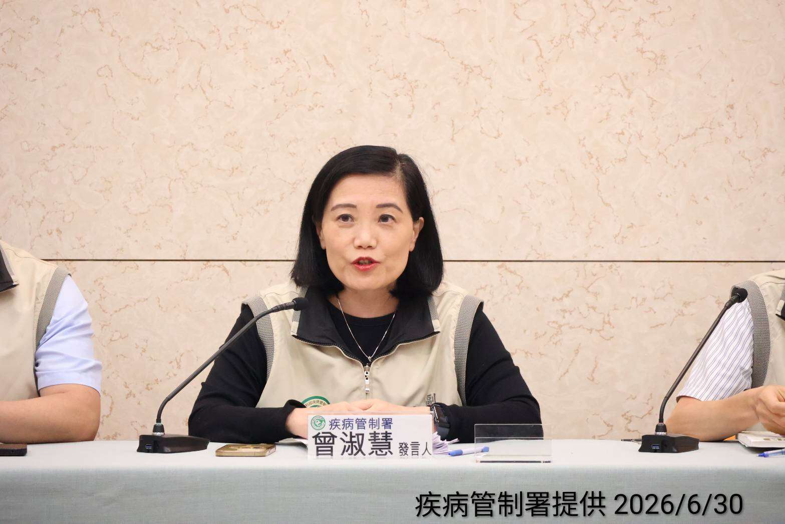 因應國際伊波拉疫情持續，疾管署發言人曾淑慧30日宣布疫區入境無症狀旅客自願採檢措施延長至8/30。(疾管署提供)