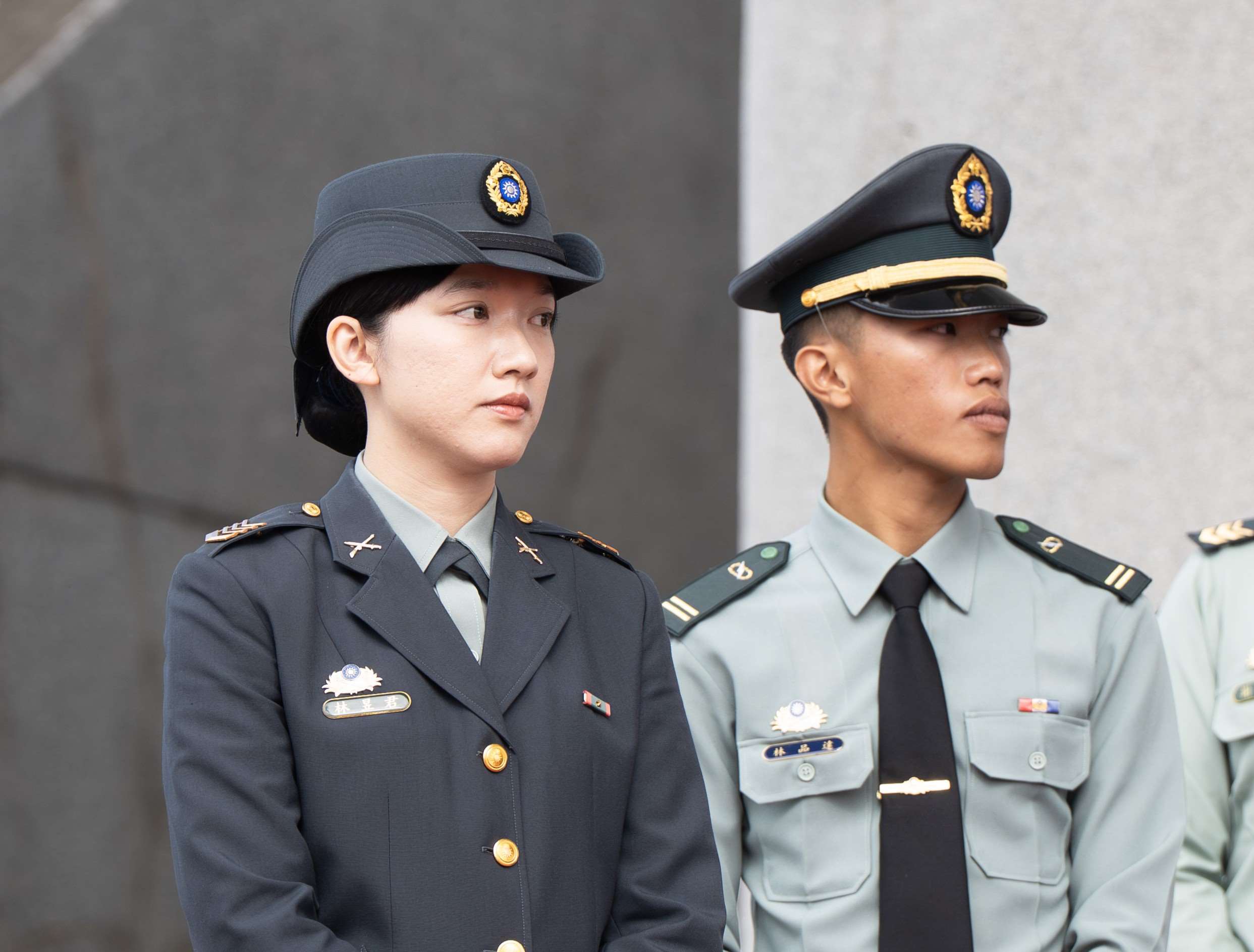 國防部表示，迄今女性自願參加教召並完訓者不足百人，未來在「原兵歸原位」政策下，退役女性官兵也可有所貢獻，籲請國人支持。(楊仁翔 攝)