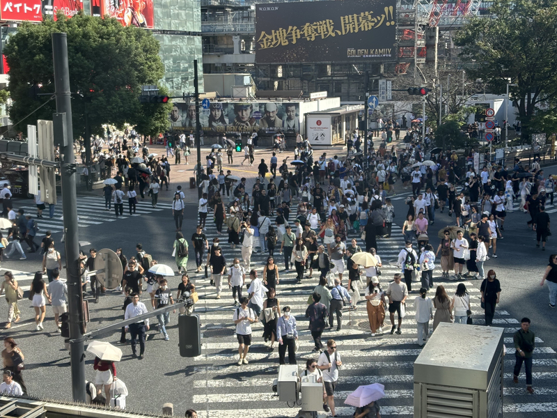 日本政府將加強查緝非法勞工，未來出入國在留管理廳將可強制遣返外籍雇主。圖為澀谷街頭。