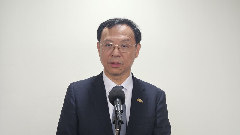 衛生福利部長石崇良10日表示，在家住院規劃擴及全癌別的癌症化療，首次在醫院進行後，經醫師評估可改居家治療，預計下半年上路。
