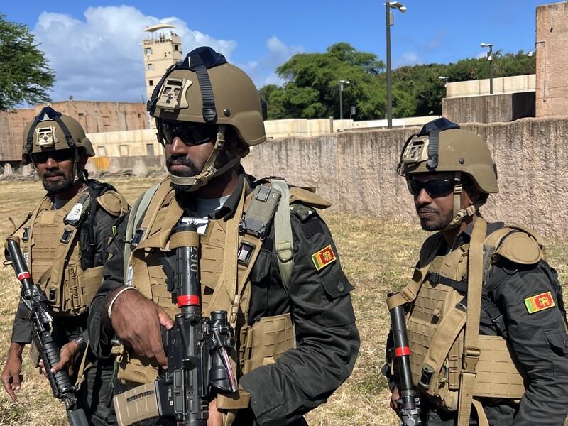 PF
環太軍演科技練兵　穿戴裝置上身
環太平洋軍事演習在夏威夷舉行，美軍使用科技裝
置，協助各國陸戰隊員進行城鎮戰演練。圖為斯里蘭
卡陸戰隊員頭盔上的感應器。
中央社記者林宏翰夏威夷貝勞斯空軍基地攝 115年6月
28日