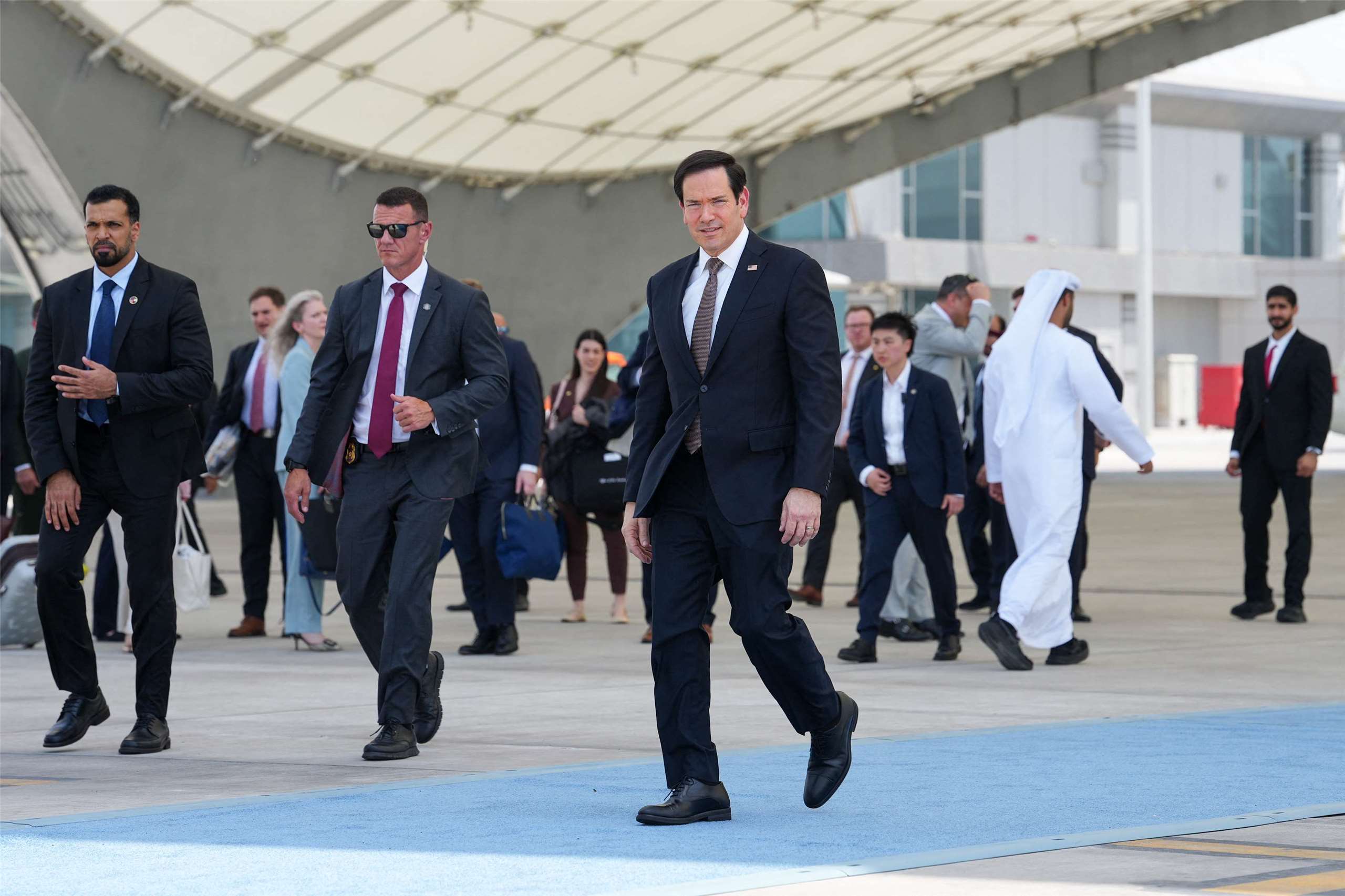 美國國務卿盧比歐 (Marco Rubio)23日深夜抵達阿拉伯聯合大公國首都阿布達比，展開為期3天的波斯灣訪問。