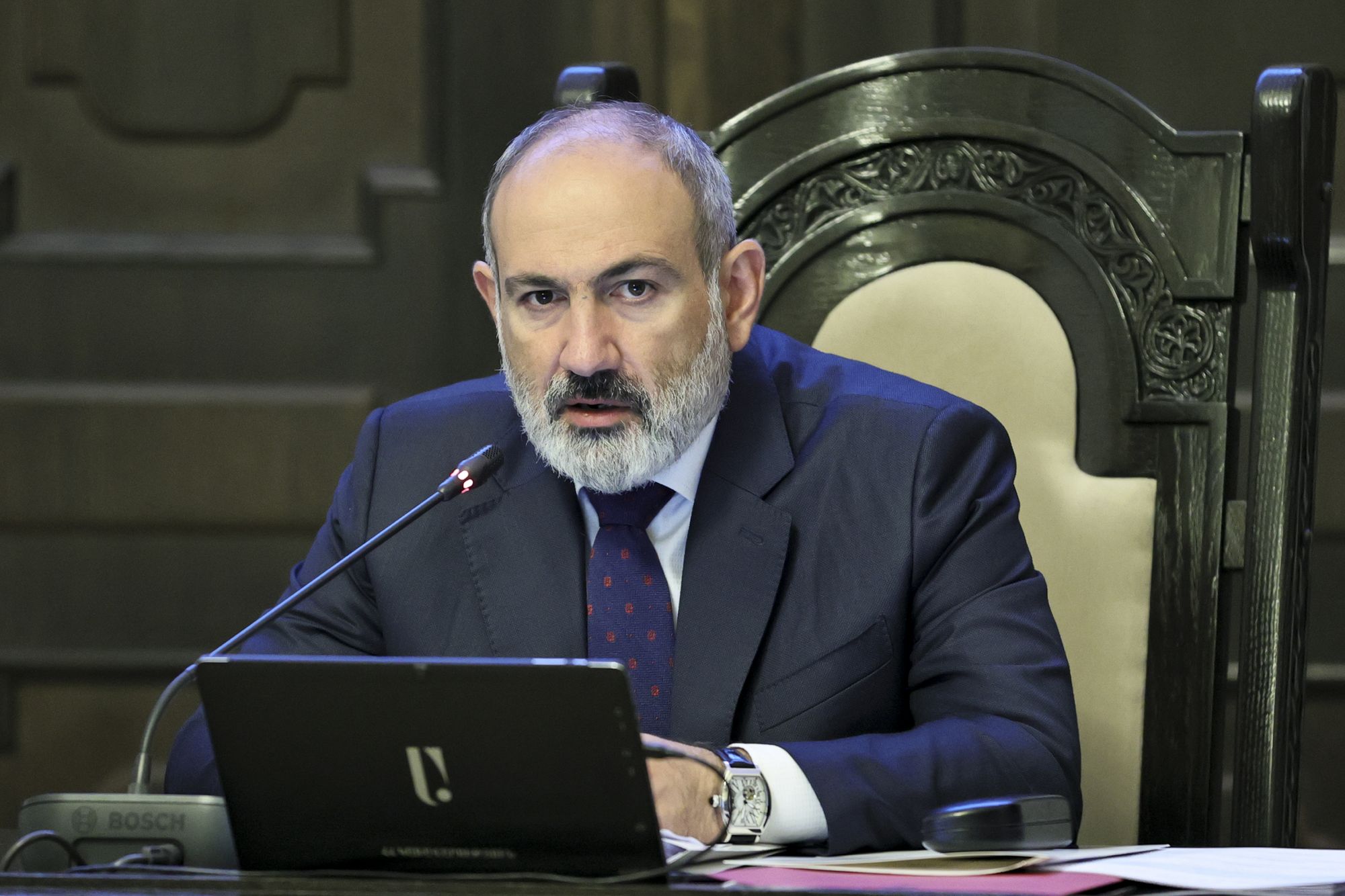 亞美尼亞總理帕辛揚(Nikol Pashinyan)8日宣布贏得國會大選，超過5分之1投票所的開票結果顯示他的政黨獲得了54%的選票。資料照。(美聯社/達志影像)