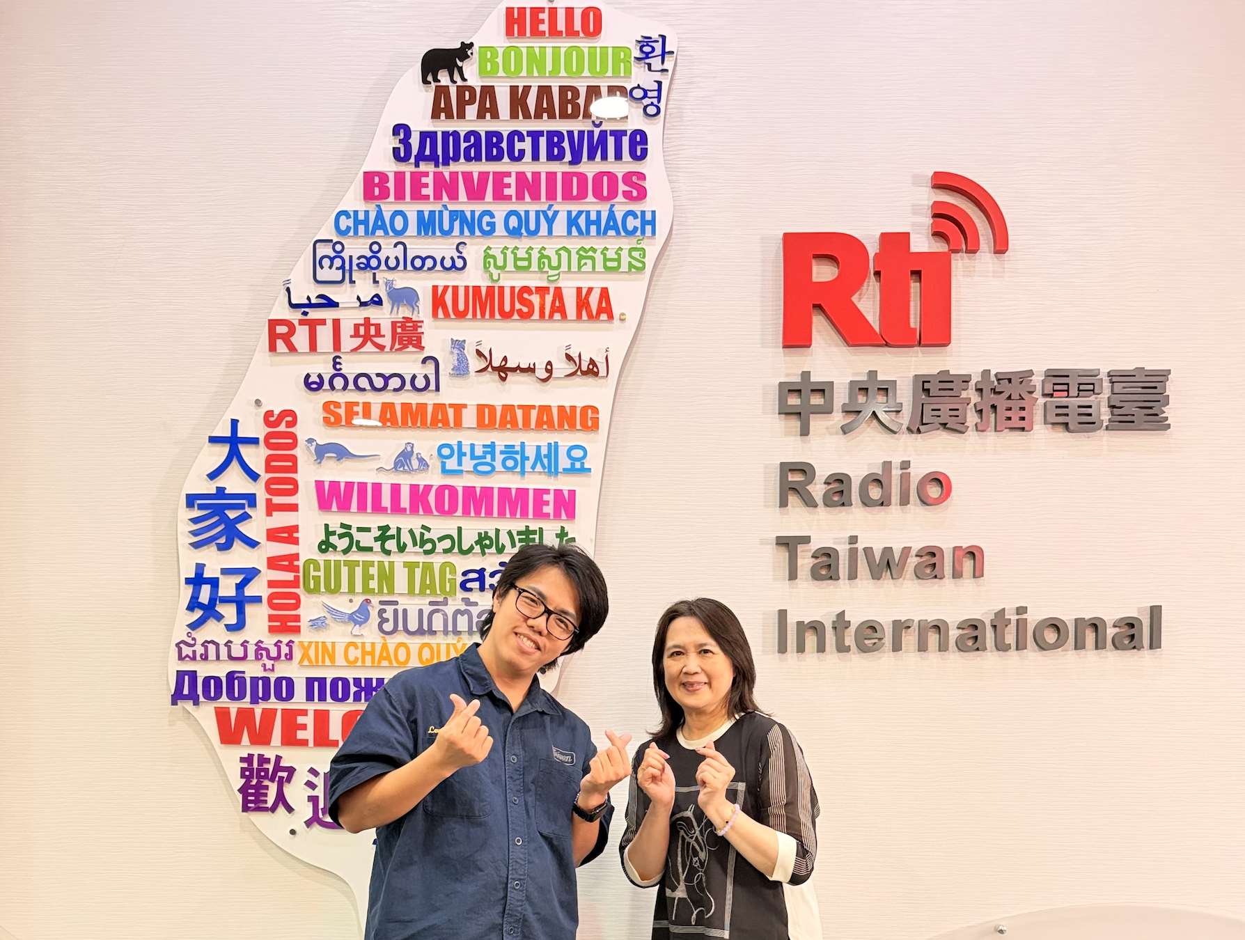 《臺灣夜市 Taiwan Yes》主持人曾偉旻，專訪音樂人 黃靜雅