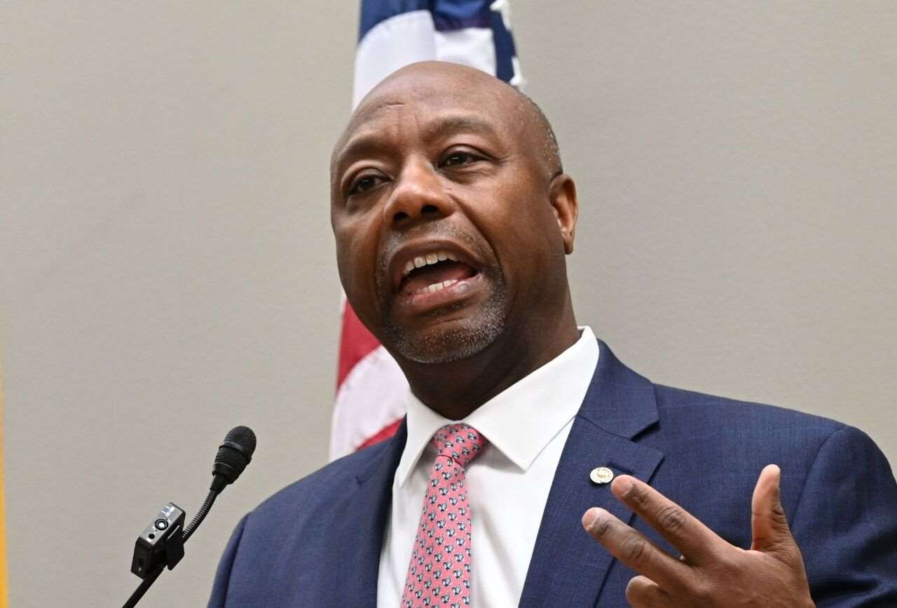 美國共和黨籍參議員史考特(Tim Scott)表示，美國絕不能讓中國或任何其他對手在AI領域取得技術優勢。 (圖:@SenatorTimScott)