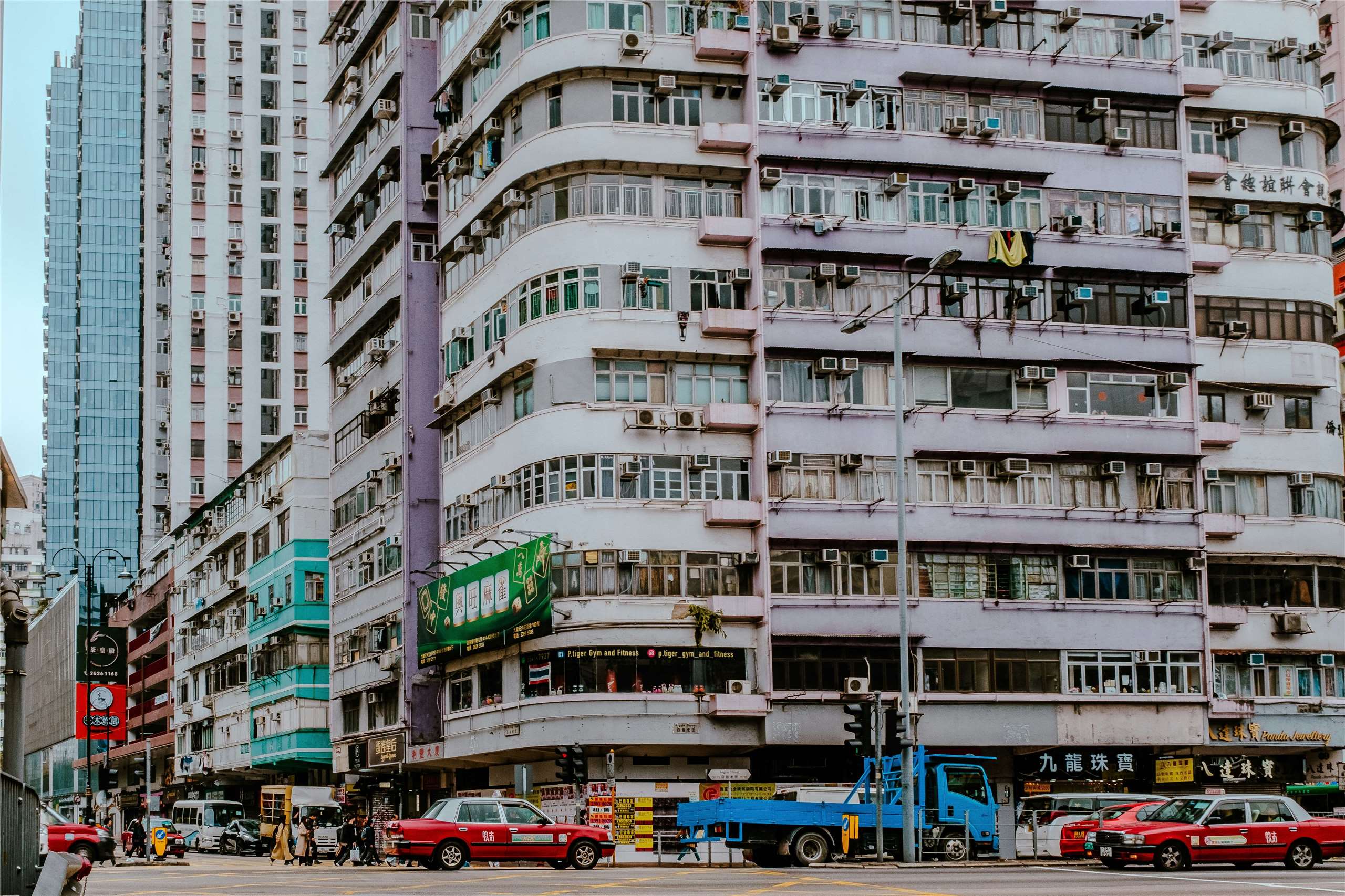 一份研究指出，香港房屋愈來愈小，較30年前縮小了26%。(John Mukiibi Elijah / Unsplash圖庫)