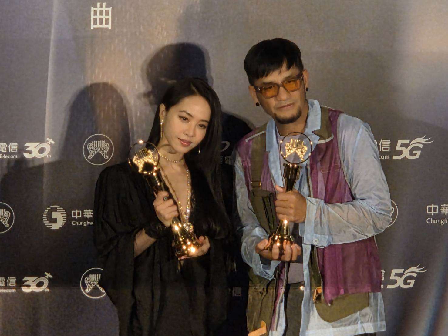 金曲獎新科歌王張震嶽和歌后蔡依林。（江昭 倫 攝）