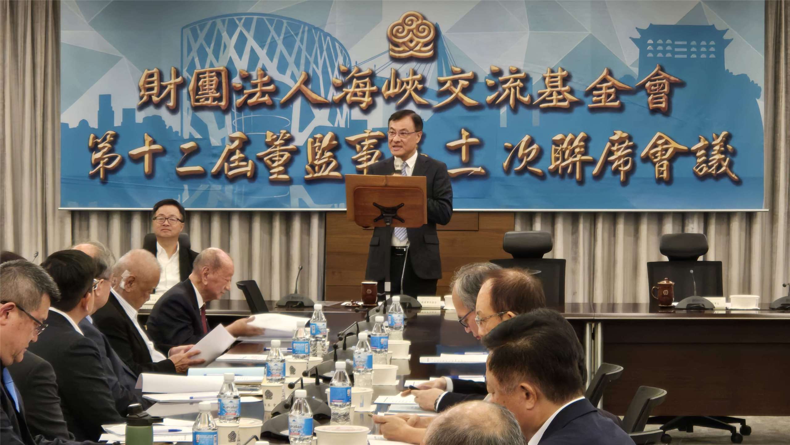 海基會舉行董監事聯席會議，董事長蘇嘉全在會中致詞。(陳國維 攝)