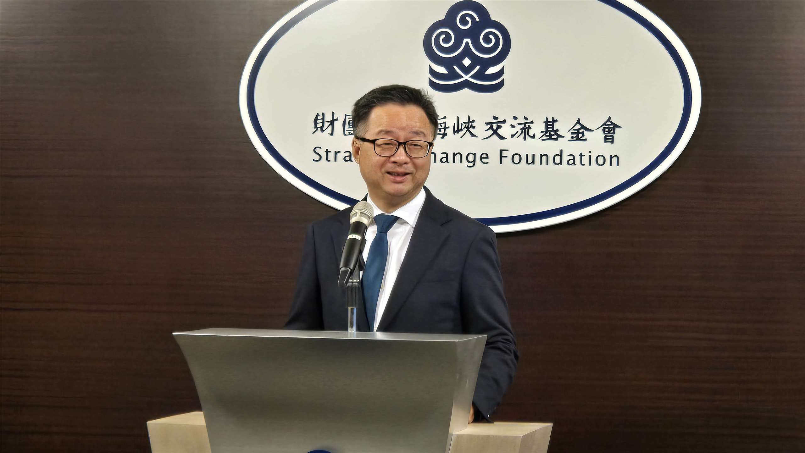海基會秘書長羅文嘉提出「三項停止、兩項恢復、一項保障」的呼籲觀點。(陳國維 攝)