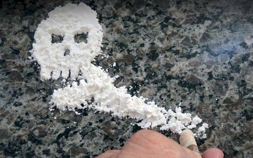 繼依托咪酯類毒品提升為一級毒品後，食藥署也將修正檢驗閾值，從原本的50ng/mL，調降為25ng/mL，增加檢驗敏感度。示意圖。(Pixabay圖庫)