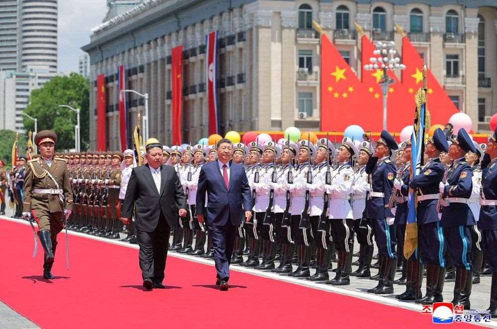 中國國家主席習近平8日抵達平壤訪問。 (圖:KCNA)