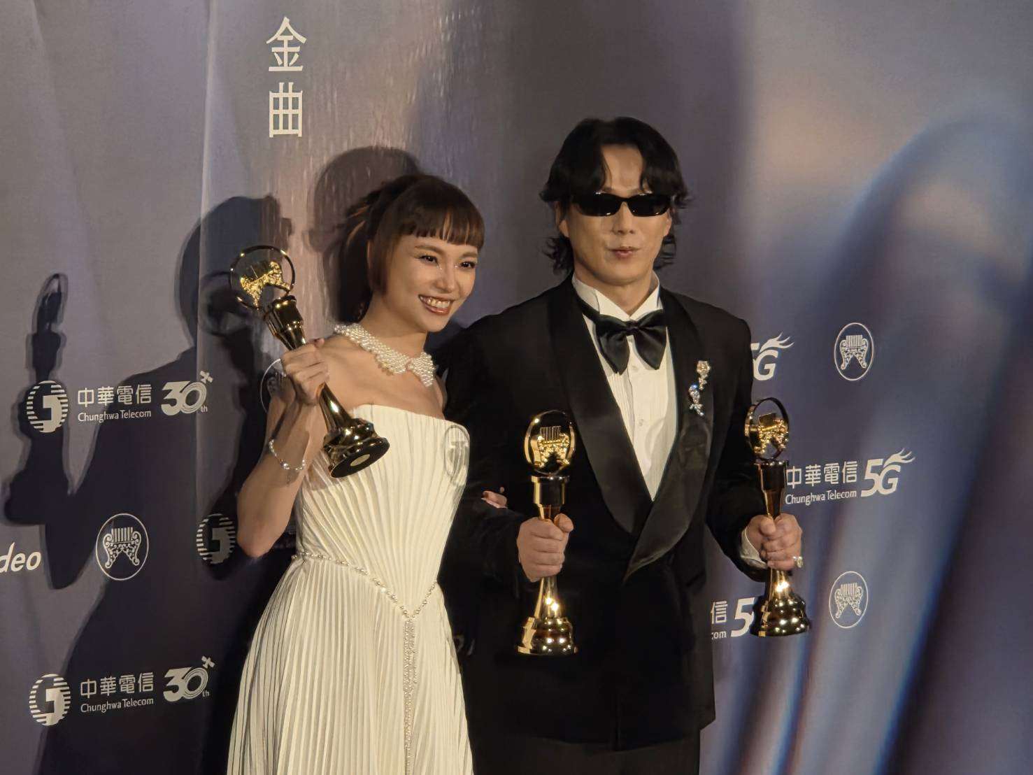 蕭煌奇第5度登金曲台語歌王寶座，另奪台語專輯獎；PiA 吳蓓雅摘下最佳台語女歌手獎。(江昭倫 攝)