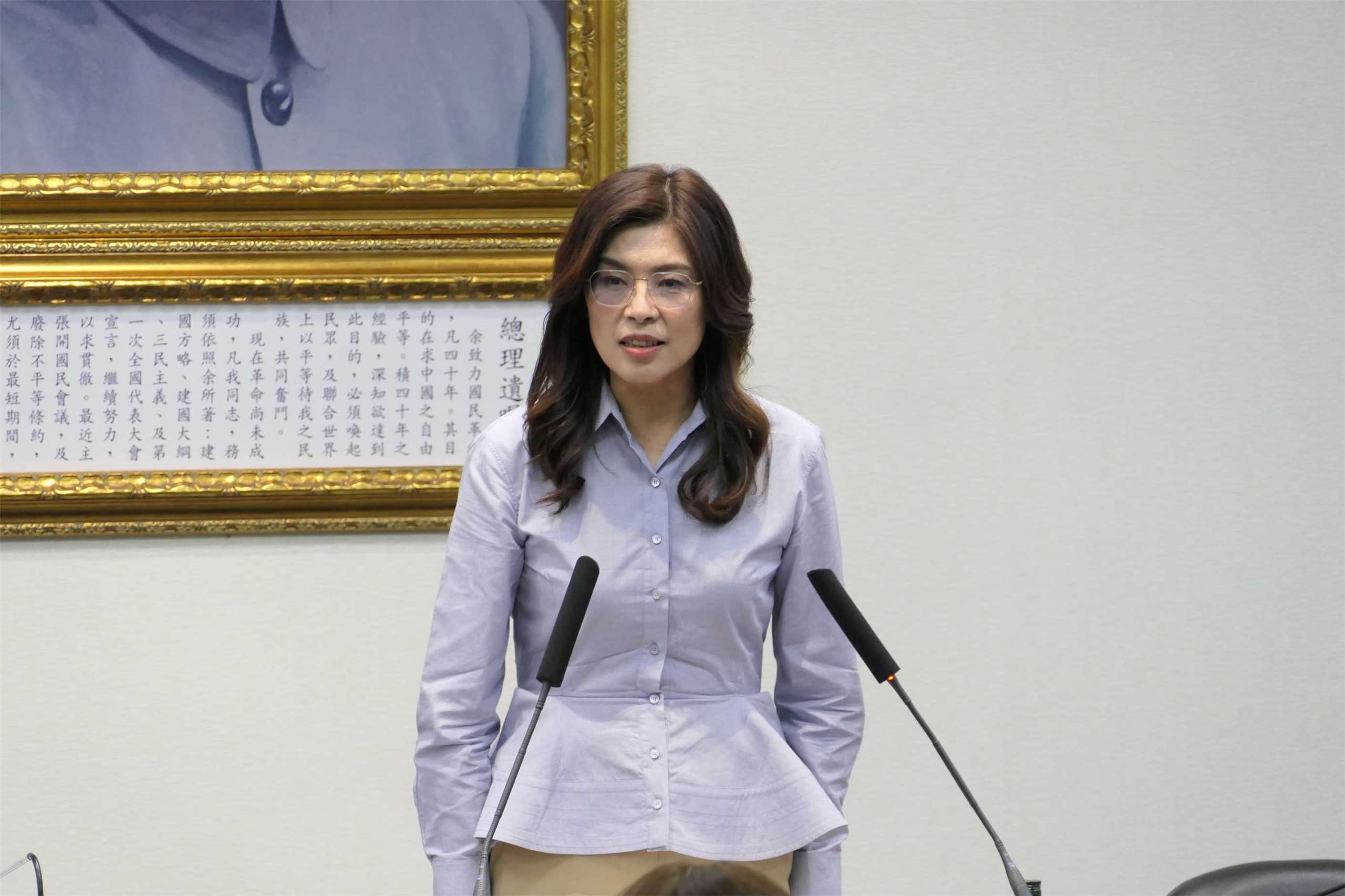 國民黨主席鄭麗文今天(17日)在中常會發表訪美行程果。(趙婉淳 攝)