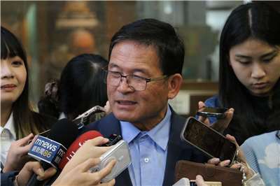 在民進黨彰化縣長初選落敗的前彰化市長邱建富4日表示，他下週應會掛號寄出退黨申請書，完成退黨程序。資料照。(劉玉秋攝)