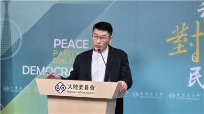 陸委會發言人梁文傑4日主持陸委會例行記者會。(陳國維 攝)