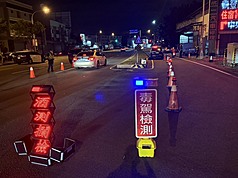 台南市警局統計顯示，台南市今年1月至5月查獲毒駕690件，較去年(2025年)同期增加358件。圖為警方臨檢。(警方提供)。資料照。